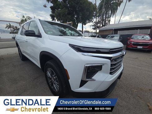 Certified 2024 Chevrolet Traverse LT AWD/4WD image 8