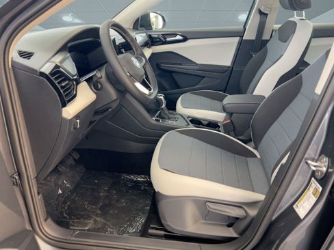 New 2026 Volkswagen Taos S image 5