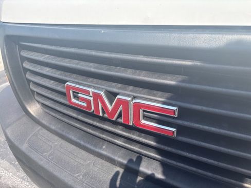 Used 2013 GMC Savana 2500 w/ Cold Climate Package image 11