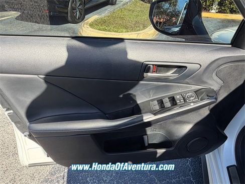 Used 2022 Lexus IS 300 300 image 18
