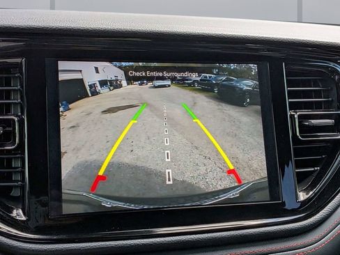 Used 2023 Dodge Durango GT image 14