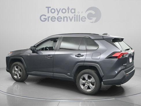 Used 2024 Toyota RAV4 LE image 7
