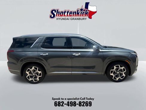 Used 2021 Hyundai Palisade Calligraphy FWD image 5