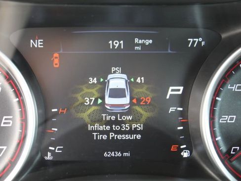 Used 2023 Dodge Charger SXT image 20