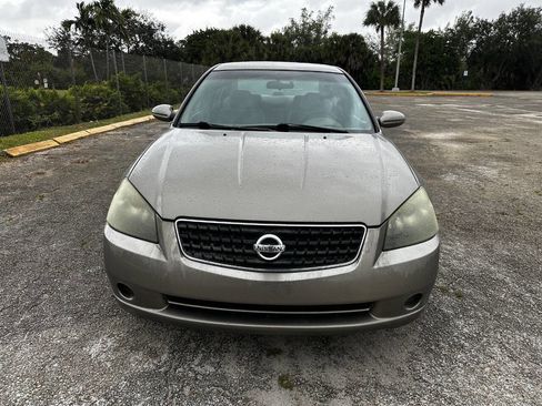 Used 2005 Nissan Altima 2.5 S image 2