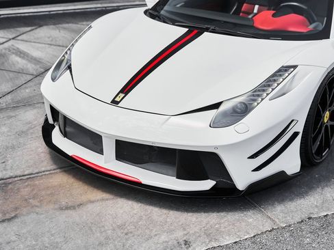 Used 2014 Ferrari 458 Spider RWD image 7