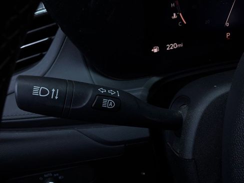 Used 2025 Buick Encore GX Preferred FWD image 30