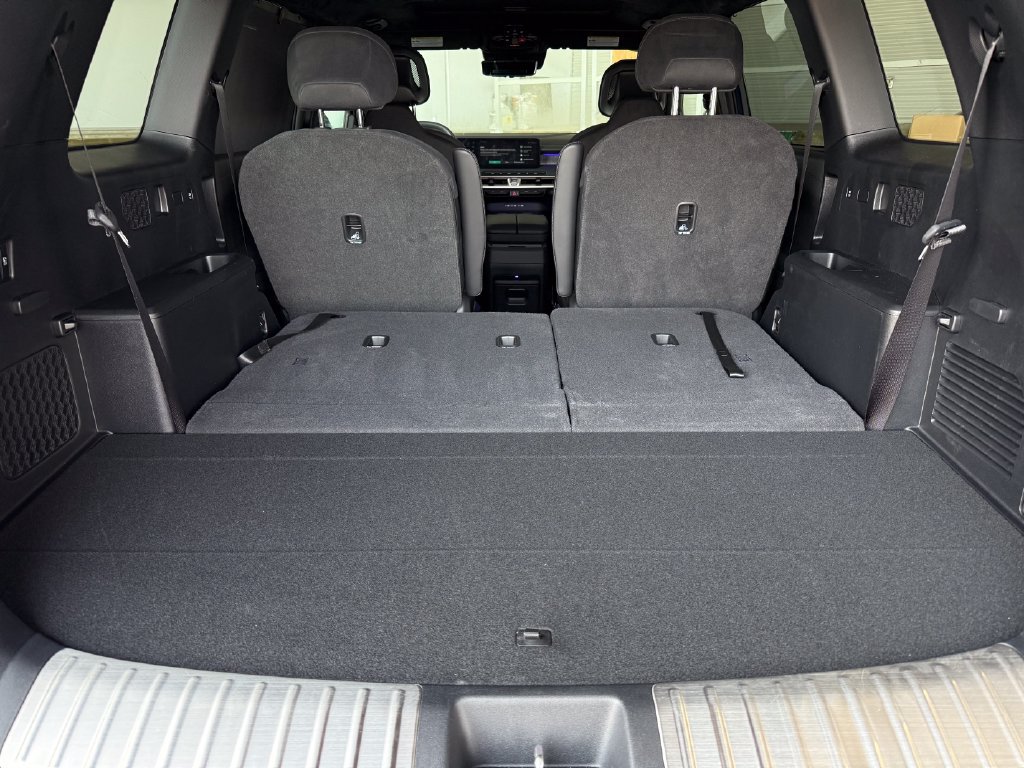 New 2027 Kia Telluride SX Prestige w/ Towing Package AWD/4WD image 11