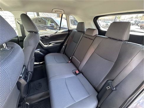 Used 2024 Toyota RAV4 LE AWD/4WD image 16