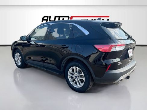 Used 2022 Ford Escape SE FWD image 5