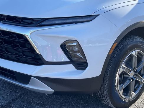 Used 2025 Chevrolet Blazer LT w/ Convenience Package image 35