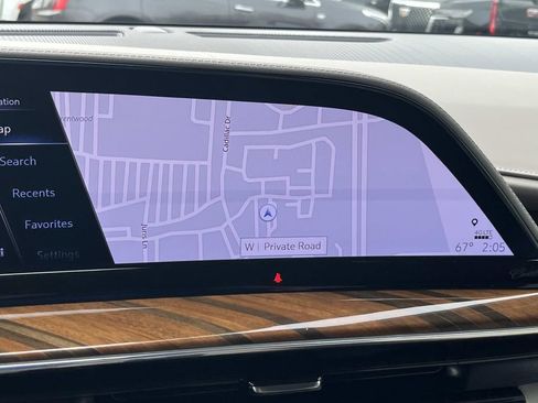 Used 2024 Cadillac Escalade Sport Platinum w/ LPO, ONYX Package image 36