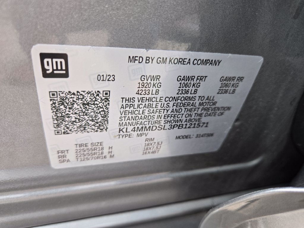 Used 2023 Buick Encore GX Select w/ Sport Touring Package FWD image 12