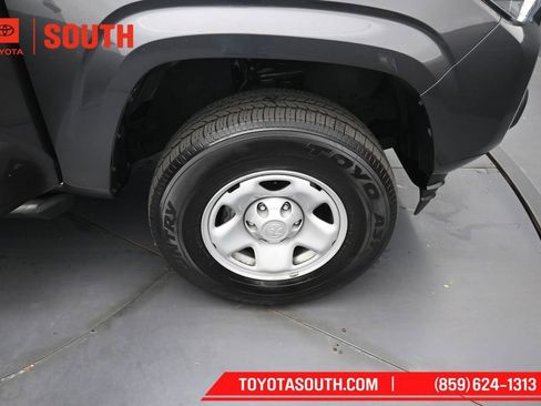 Used 2023 Toyota Tacoma SR AWD/4WD image 30