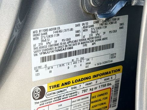 Used 2022 Ford Expedition Limited RWD image 35