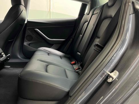 Used 2023 Tesla Model 3 Performance image 30