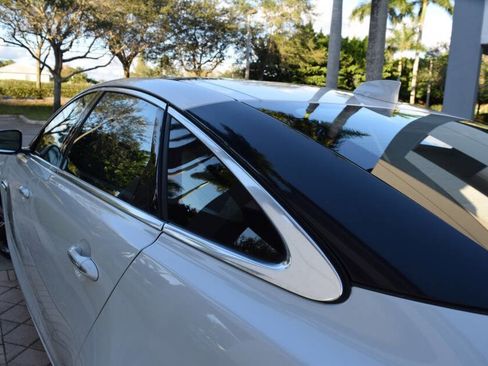 Used 2019 Jaguar XJ Collection image 31