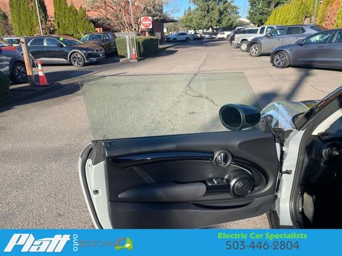 Used 2023 MINI Cooper SE image 19