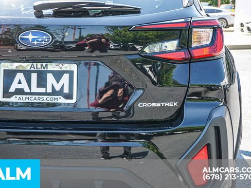 Used 2025 Subaru Crosstrek 2.5i Premium AWD/4WD image 12
