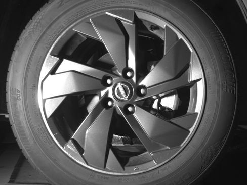 Used 2025 Nissan Rogue SV FWD image 13