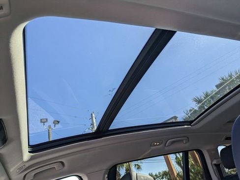 Used 2025 BMW X7 xDrive40i image 23