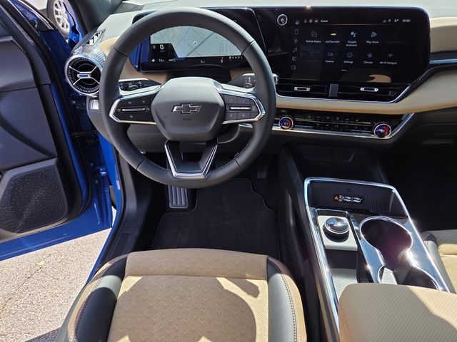 New 2026 Chevrolet Equinox ACTIV w/ Safety and Technology Package AWD/4WD image 17