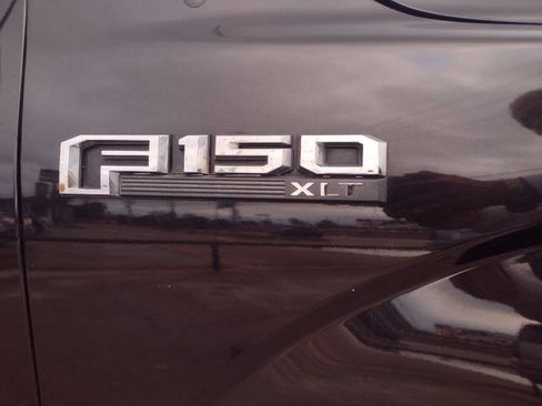 Used 2015 Ford F150 XLT w/ Equipment Group 301A Mid image 10