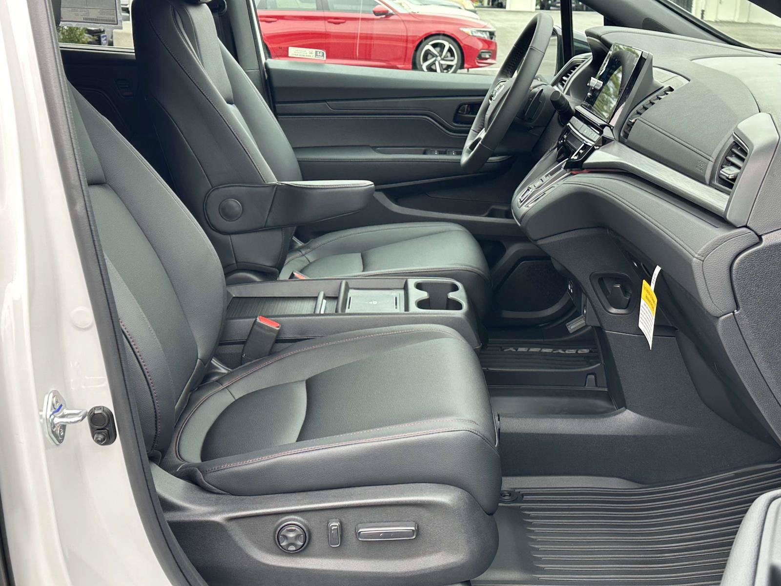 New 2027 Honda Odyssey Sport-L image 6