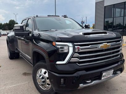 Used 2024 Chevrolet Silverado 3500 High Country w/ Technology Package