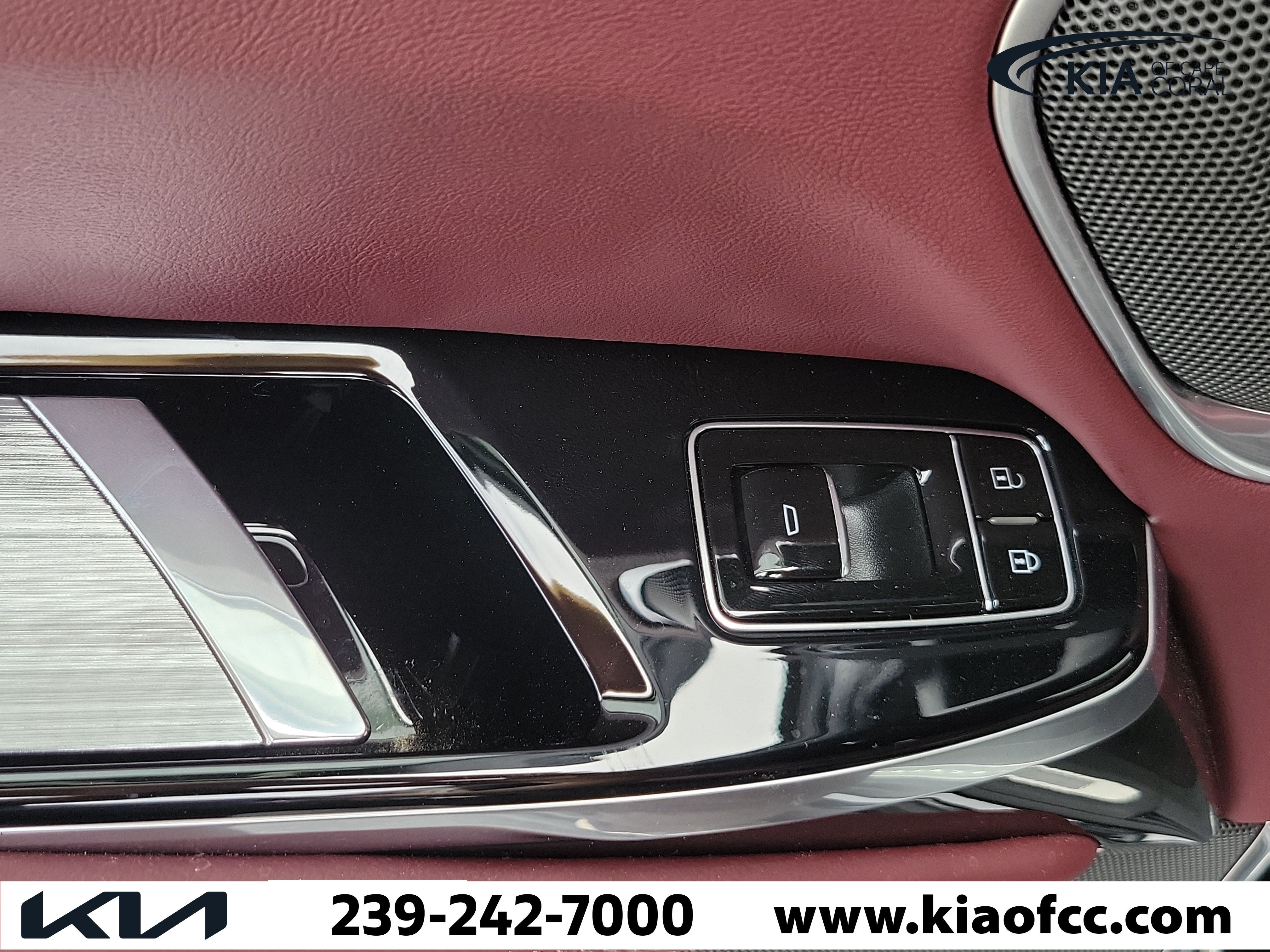 Used 2026 Cadillac Escalade ESV Sport AWD/4WD image 17