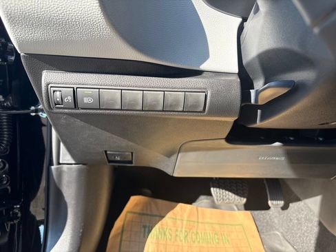 Certified 2026 Toyota Corolla SE w/ SE Package FWD image 19