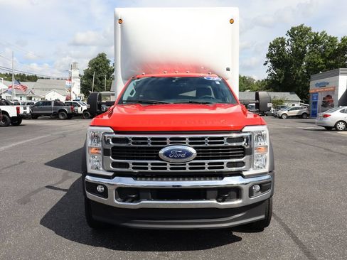 Used 2023 Ford F550 2WD Regular Cab Super Duty w/ XLT Value Package image 12