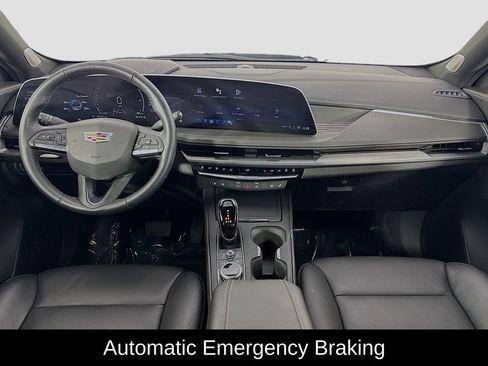 Used 2024 Cadillac XT4 Premium Luxury w/ Technology Package image 18