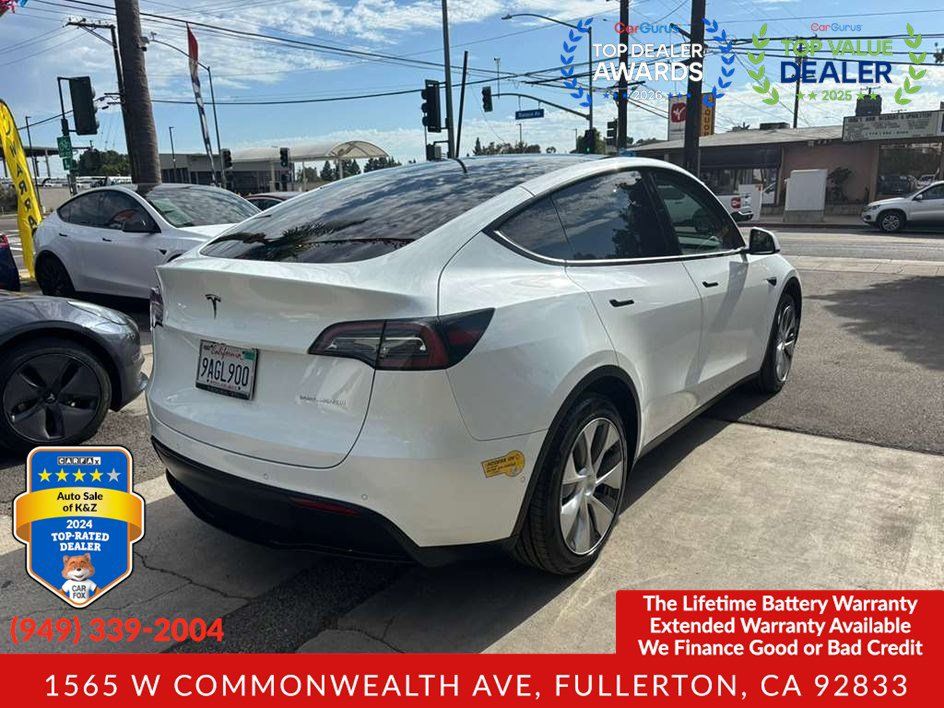 Used 2022 Tesla Model Y Long Range AWD/4WD image 11