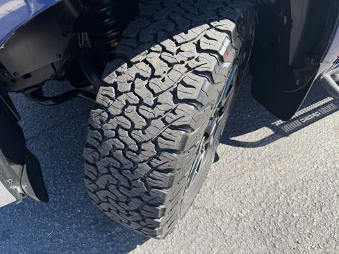 Used 2015 Toyota Tundra SR5 w/ TRD Off Road Package image 34