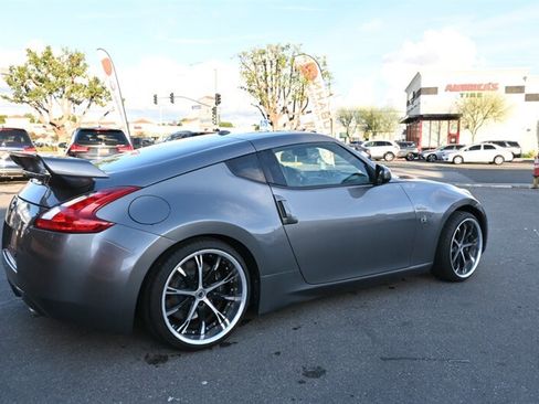 Used 2013 Nissan 370Z Touring w/ Sport Pkg RWD image 12