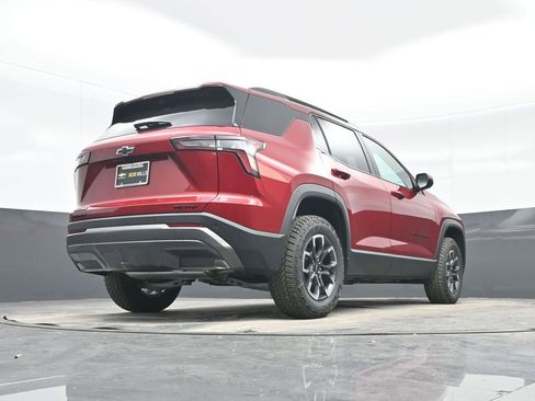 New 2026 Chevrolet Equinox ACTIV w/ Convenience Package III FWD image 30