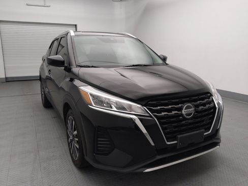 Used 2021 Nissan Kicks SV image 15