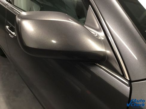 Used 2009 Toyota Avalon Limited image 16