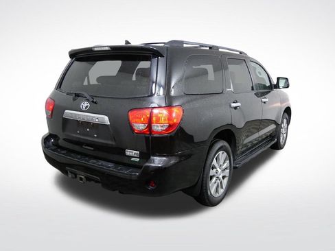 Used 2016 Toyota Sequoia Limited w/ Safety & Convenience Package AWD/4WD image 3