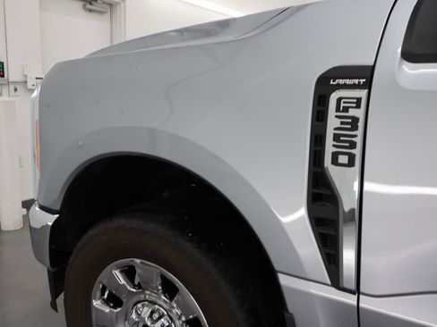 Used 2023 Ford F350 Lariat w/ Lariat Ultimate Package AWD/4WD image 37