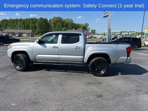 Used 2023 Toyota Tacoma SR AWD/4WD image 6