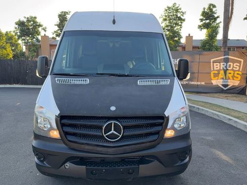 Used 2015 Mercedes-Benz Sprinter 3500 image 3