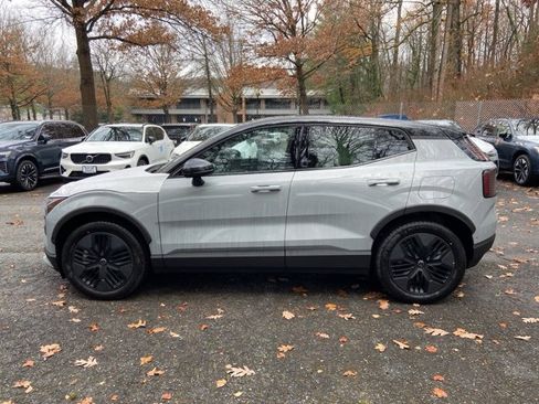 New 2026 Volvo EX30 Cross Country Ultra image 4