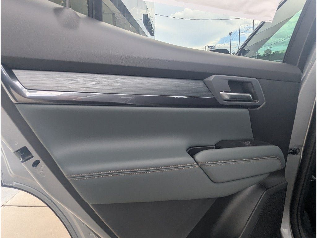 New 2027 GMC Terrain AT4 w/ Convenience Package III AWD/4WD image 16