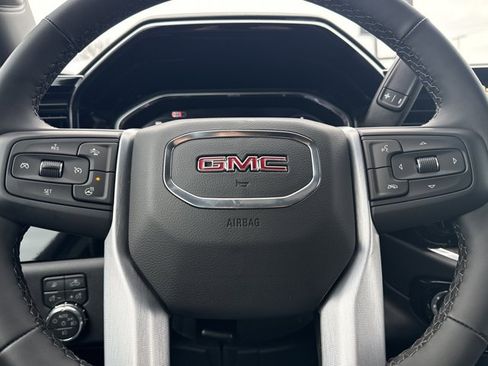 New 2026 GMC Sierra 2500 SLT w/ SLT Premium Package AWD/4WD image 29