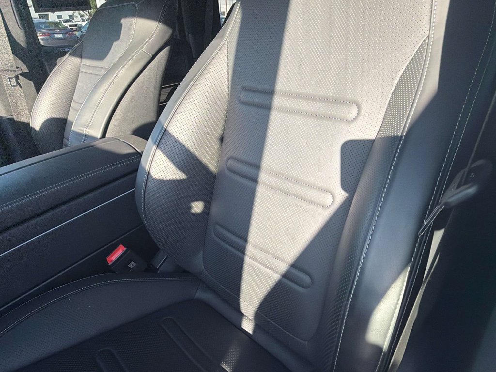 Used 2025 Mercedes-Benz G 550 image 18