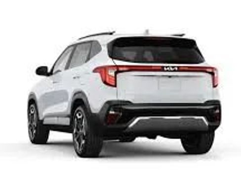 Used 2025 Kia Seltos S FWD image 2