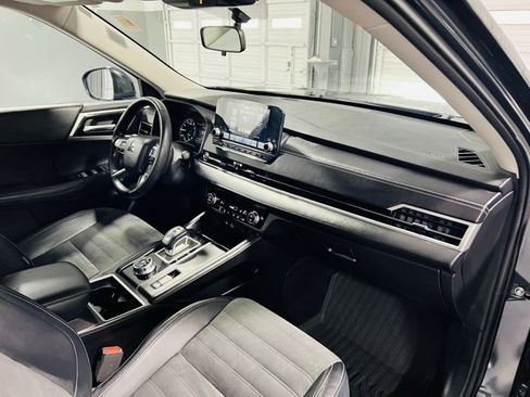 Used 2024 Mitsubishi Outlander SE image 33