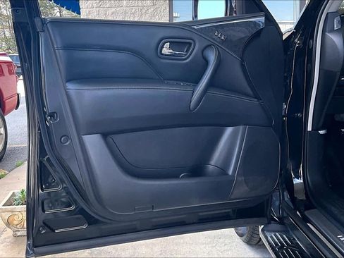 Used 2023 INFINITI QX80 Luxe w/ Cargo Package image 22